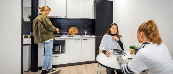 留学生必看：英国萨里大学One Bedroom Flat公寓推荐