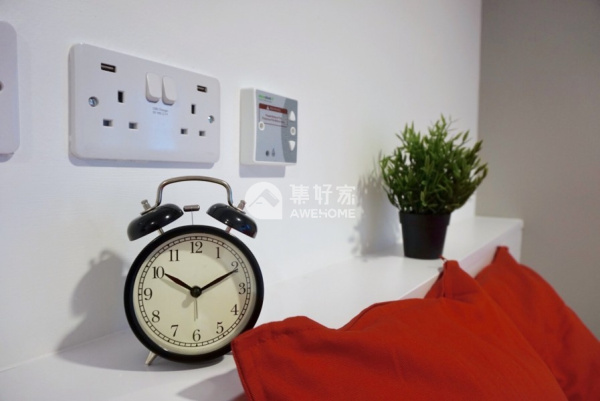 牛津大学学生公寓价格：一窥昂贵的学生住宿费用